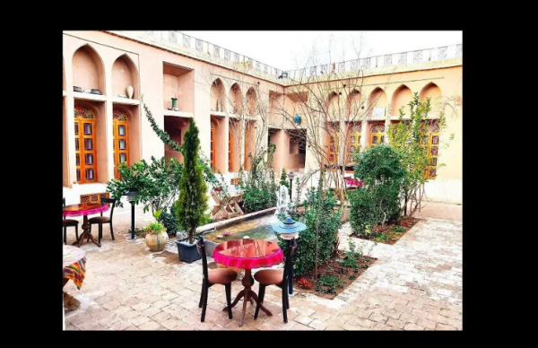 هتل سنتی شعرباف
