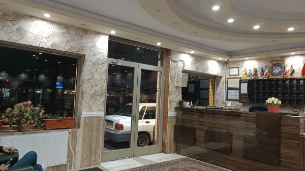 هتل ماندگار