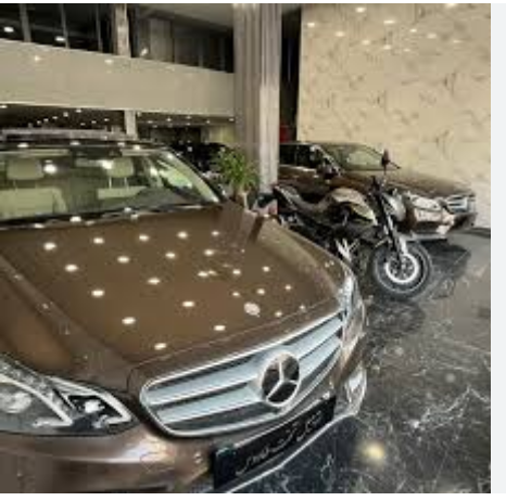 نمایشگاه اتومبیل تخت طاووس