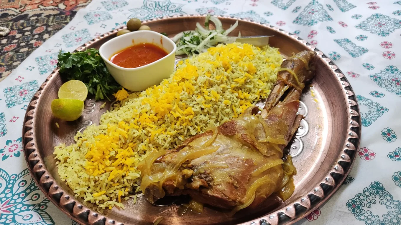 باغ رستوران یانو