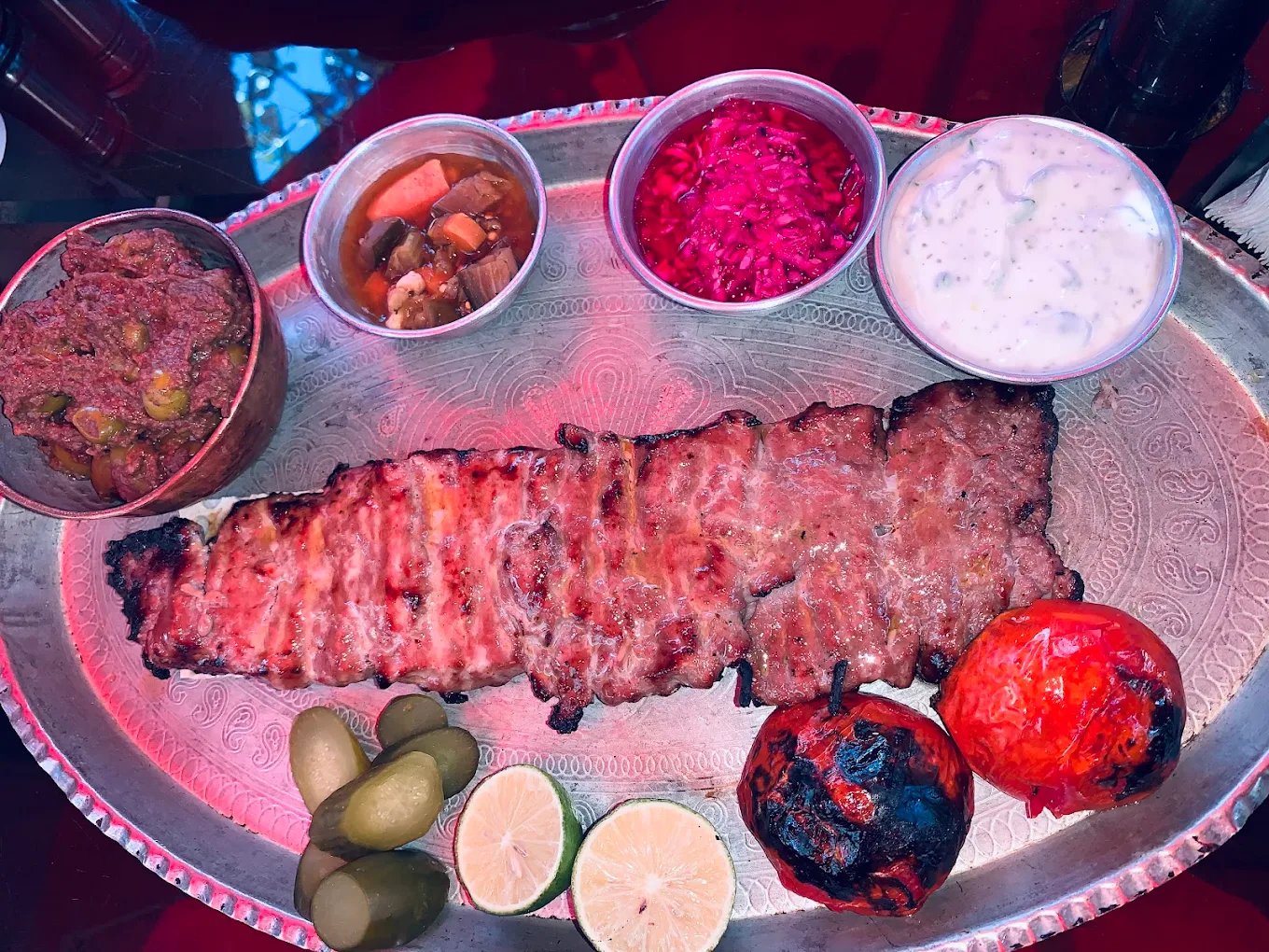 کافه باغ ایرو