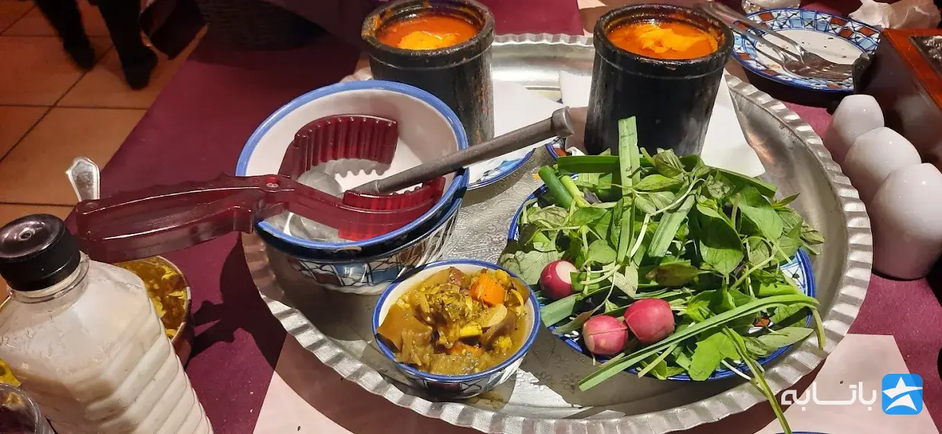رستوران سنتی مانداک