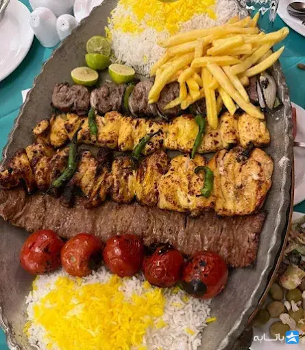 رستوران سنتی عالی قاپو