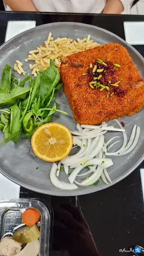 رستوران دنج طهرانی (بازار بزرگ)