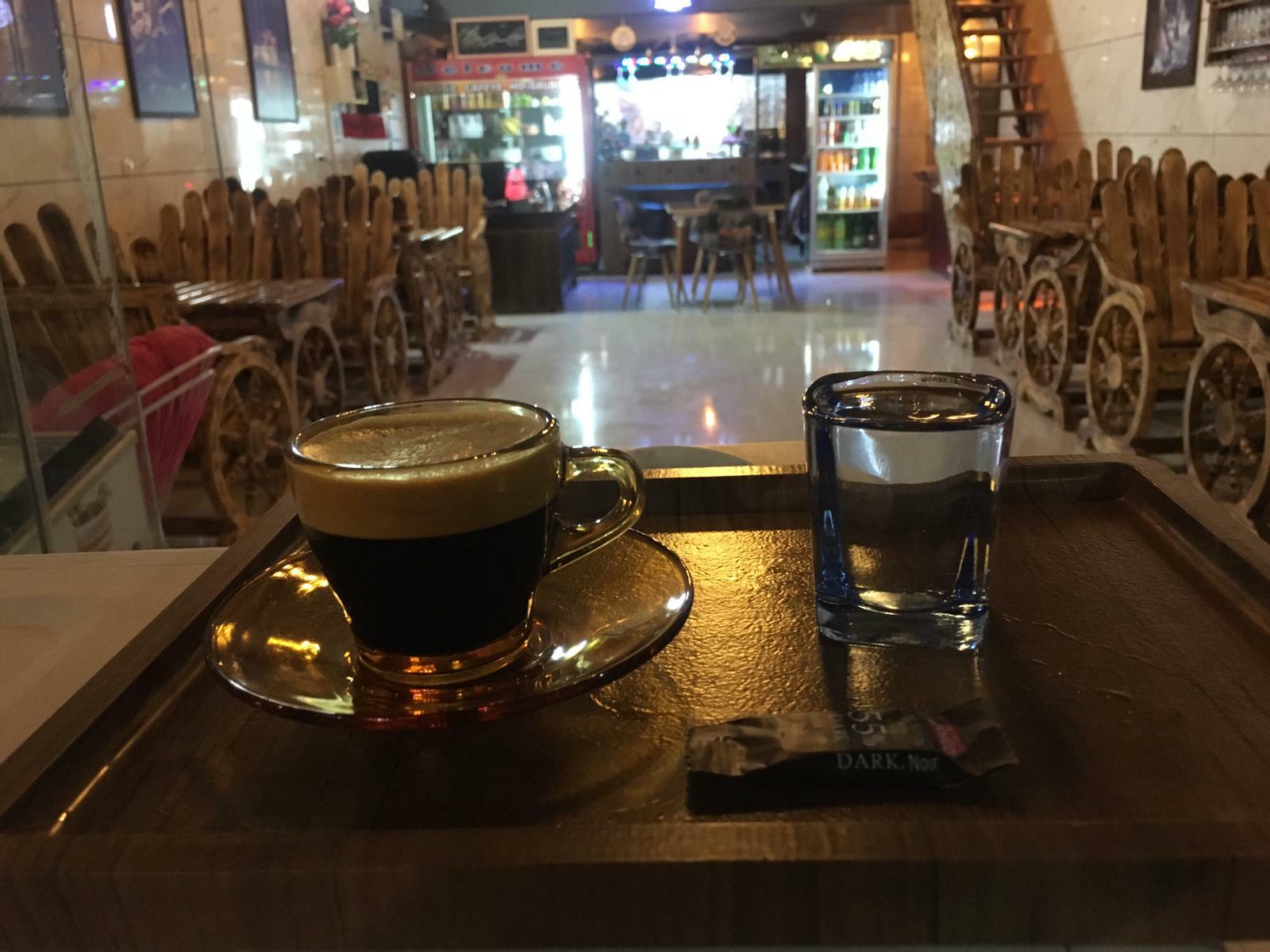 کافی شاپ کلاسیک
