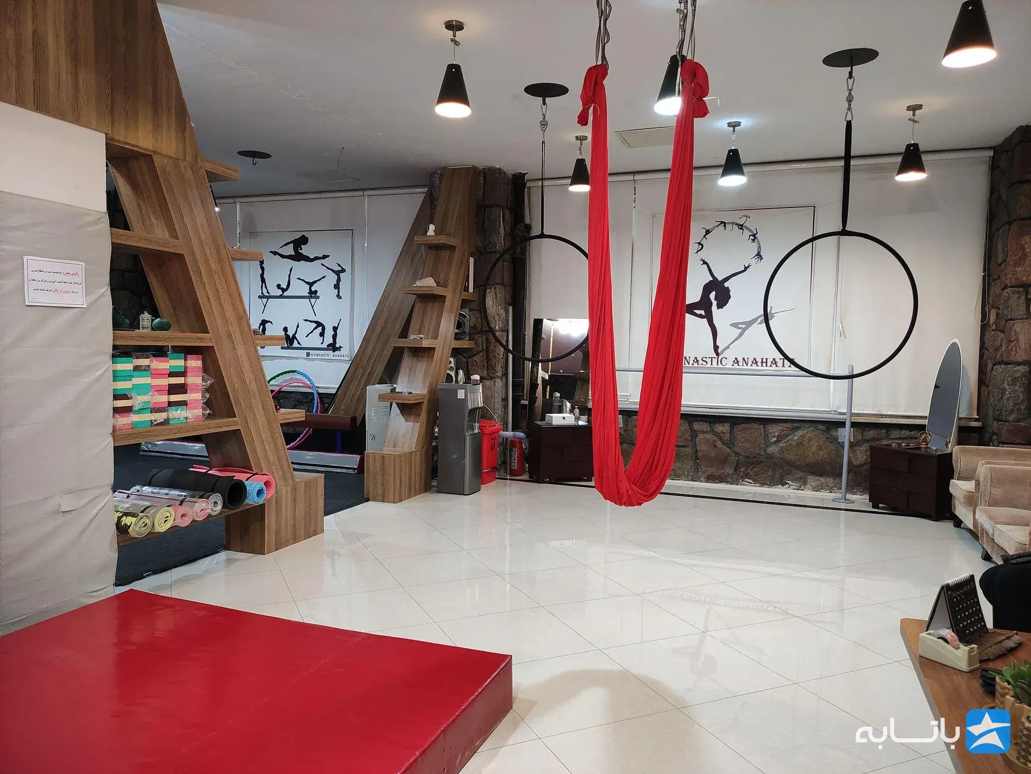 باشگاه ژیمناستیک آناهاتا