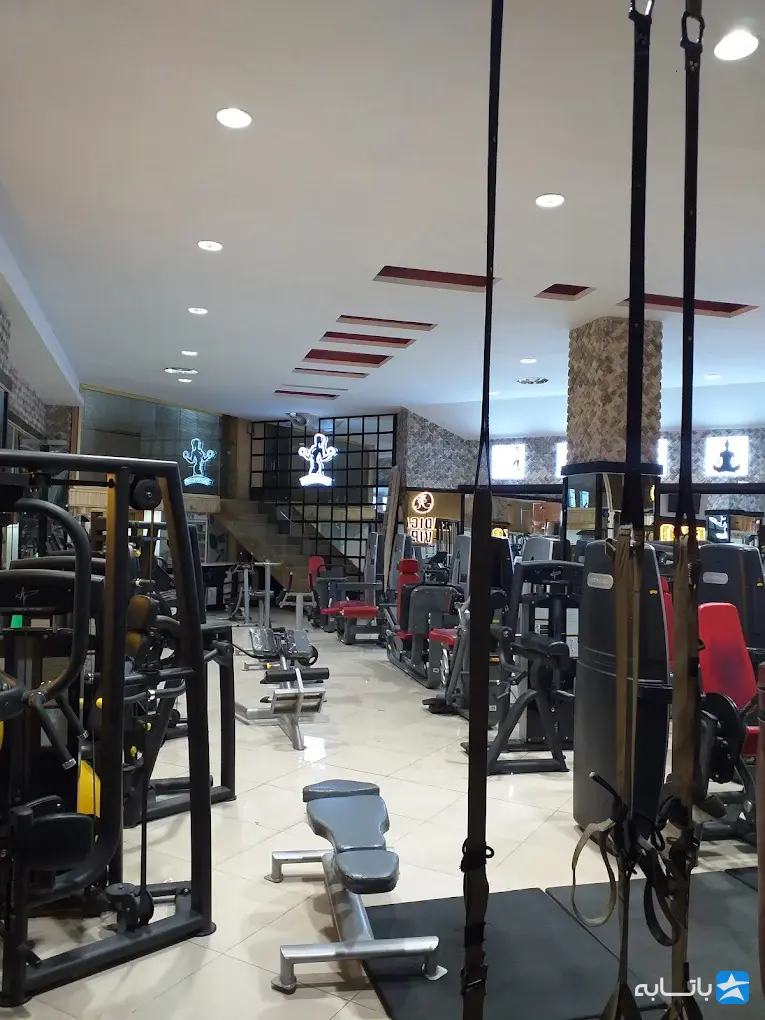 باشگاه بدنسازی رویال