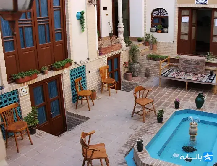 اقامتگاه سنتی عمارت گلابگیر