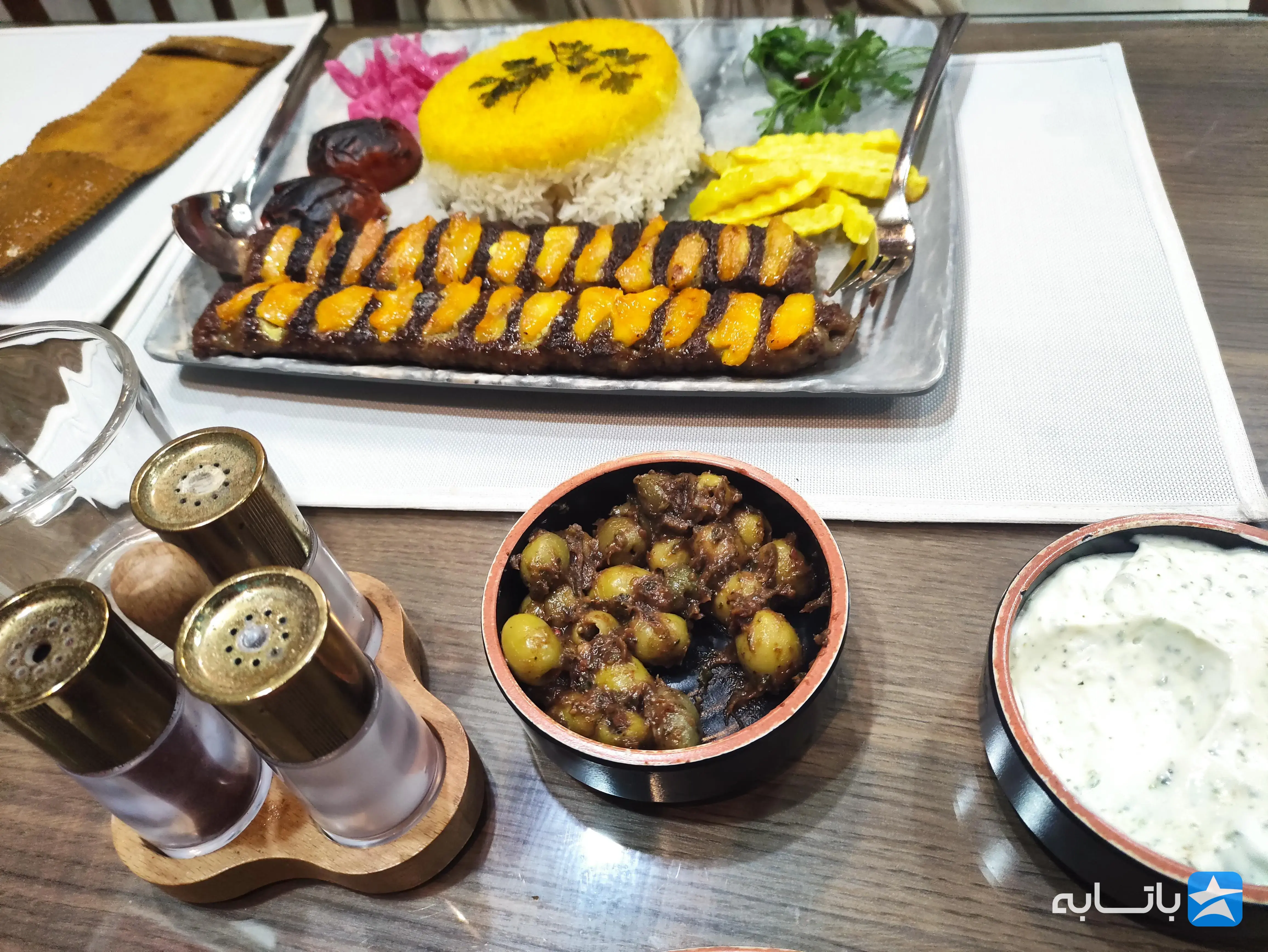 رستوران گیلانی