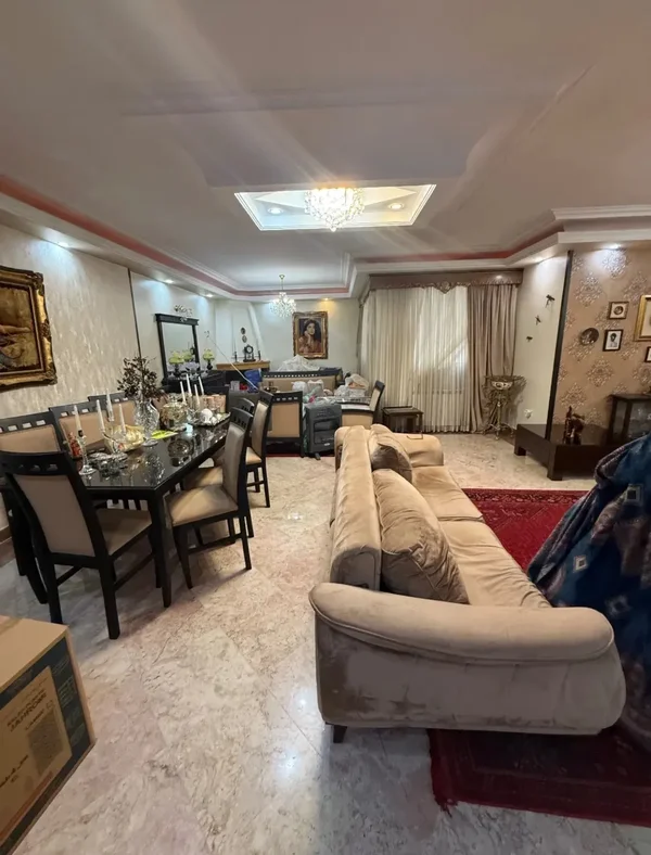 املاک نسترن