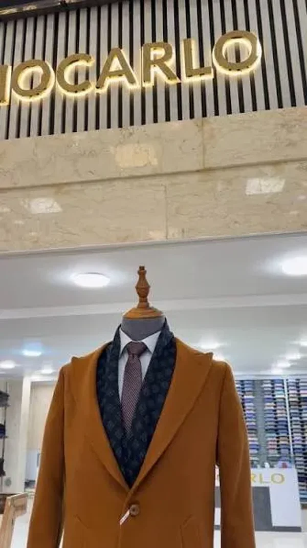 پوشاک موکارلو(شعبه زنجان مجتمع روشا)
