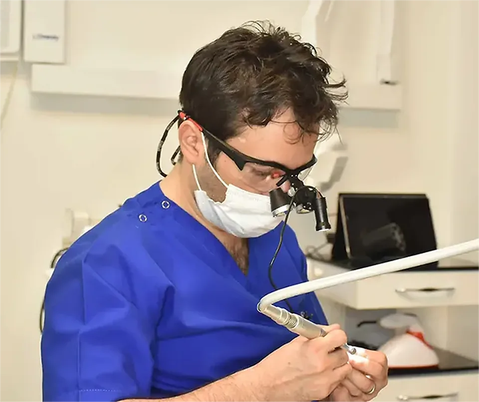 دکتر مهدی کریمی