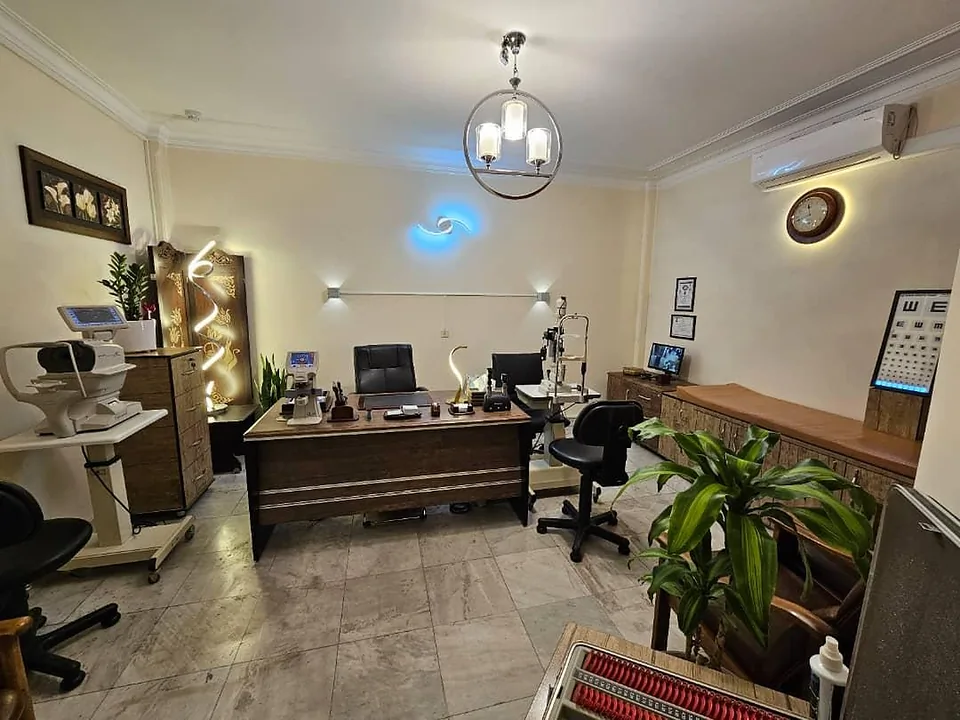 دکتر حمید واظعی