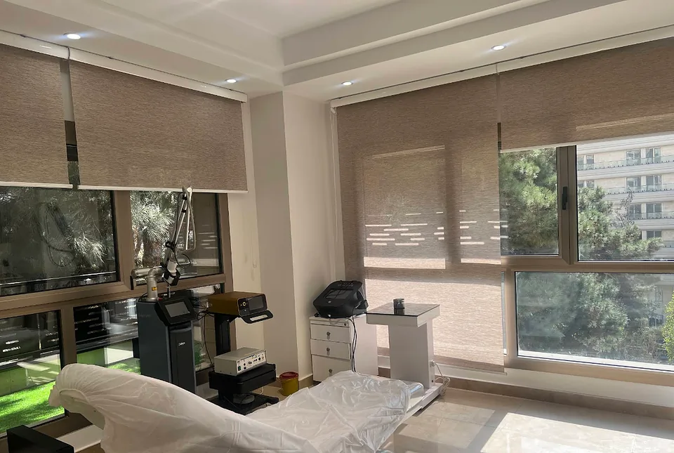 دکتر سارا آقائی